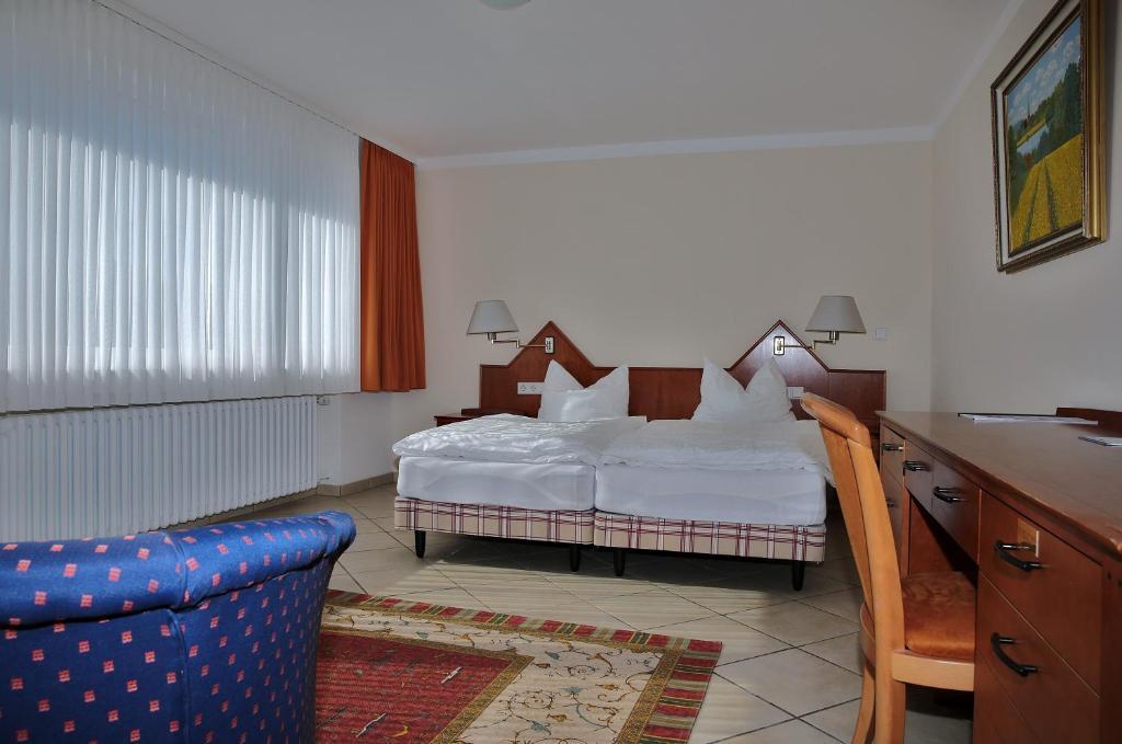 Hotel Am Rossberg Altenahr Rum bild
